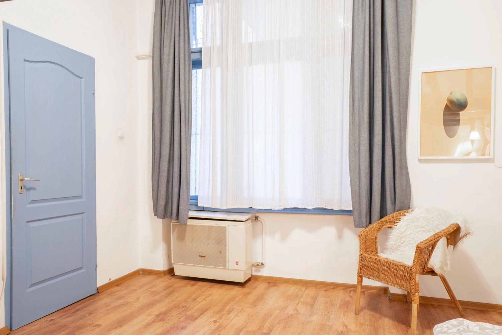 Quiet Cozy Apartment In Party Street E1 Budapest Bagian luar foto